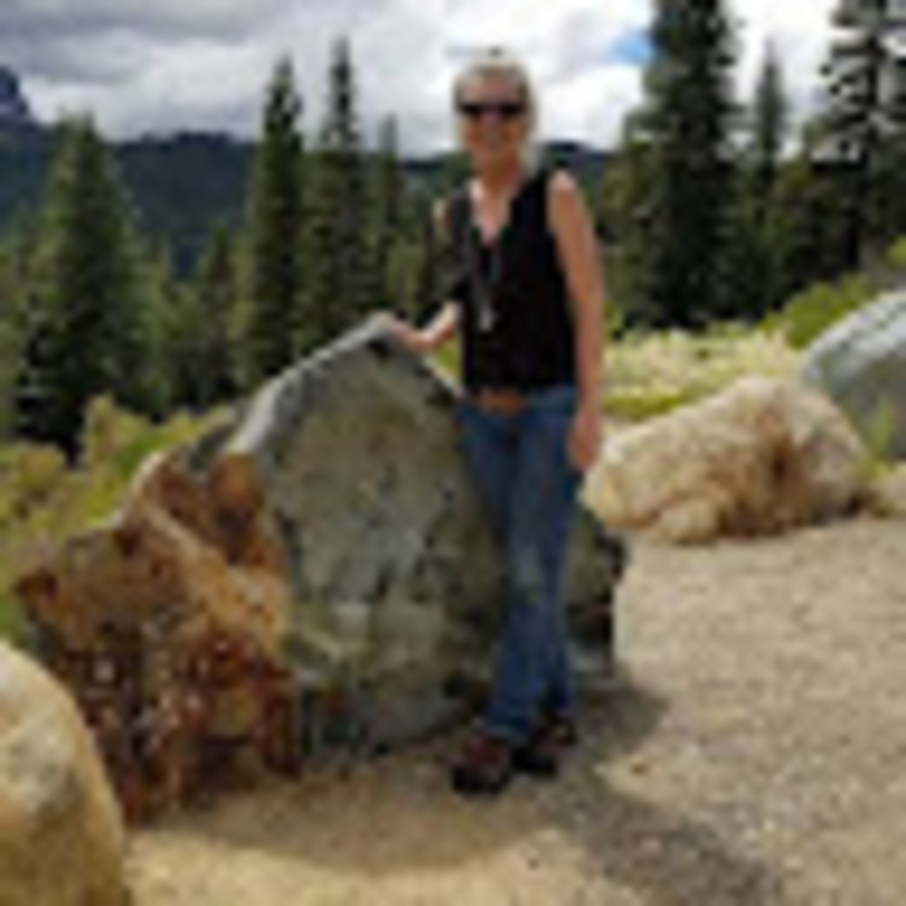 Meet your Posher, Rhonda
